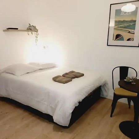 Appartement Le 29 Studieux, wifi, à 3min de la gare sncf à Agen Extérieur photo
